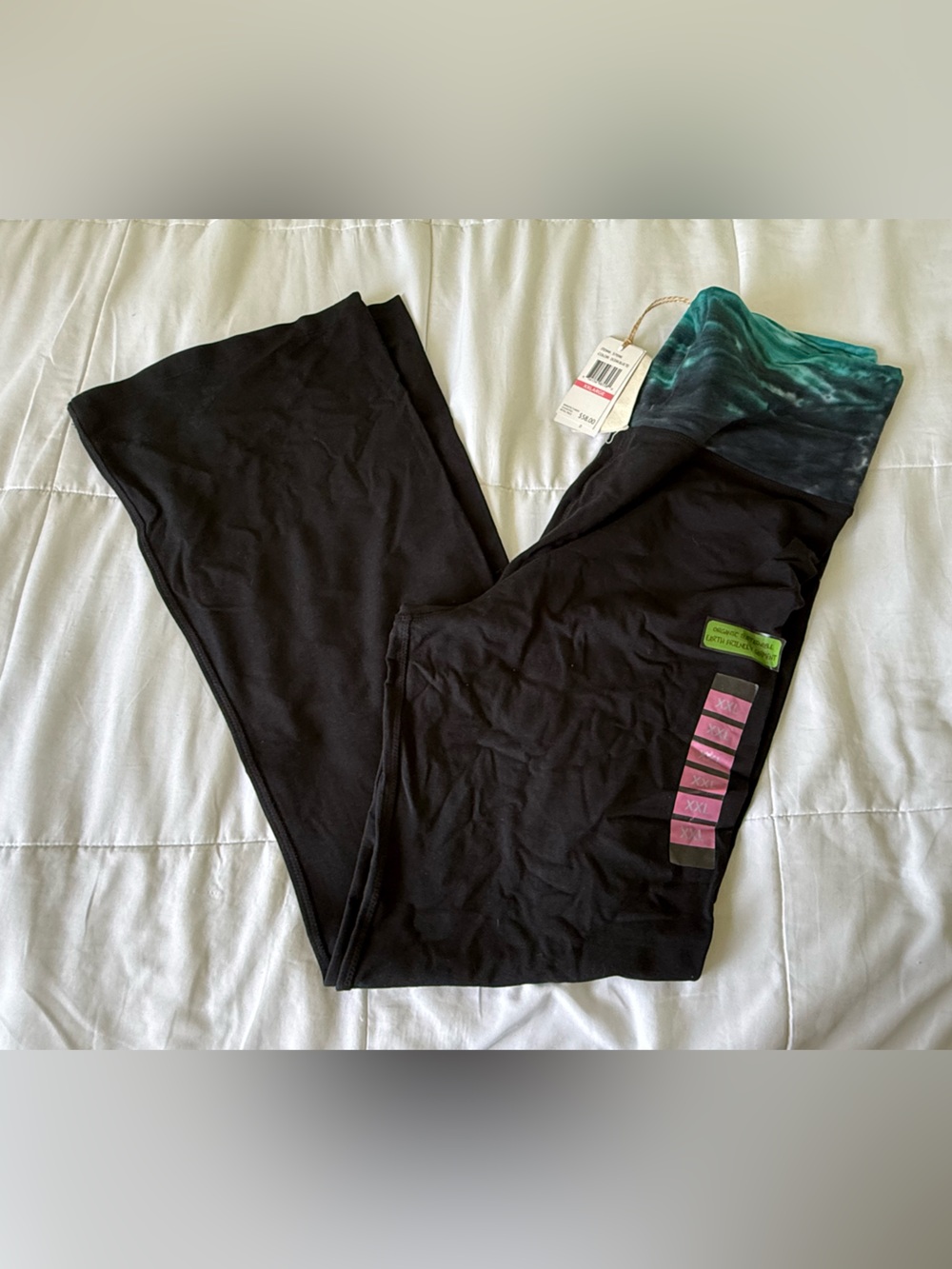 Earth Yoga NEW NWT Yoga Pants with Tie Dye black and turquoise